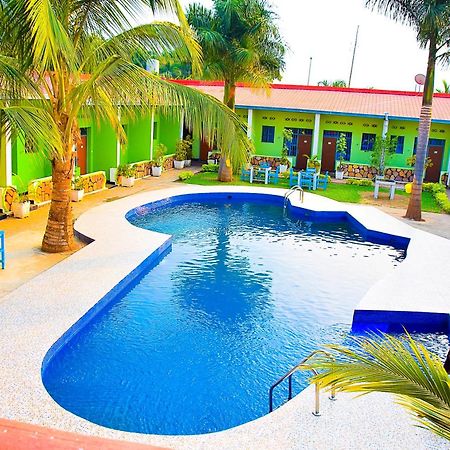 Saint Blaise Hotel Gatumba Bagian luar foto