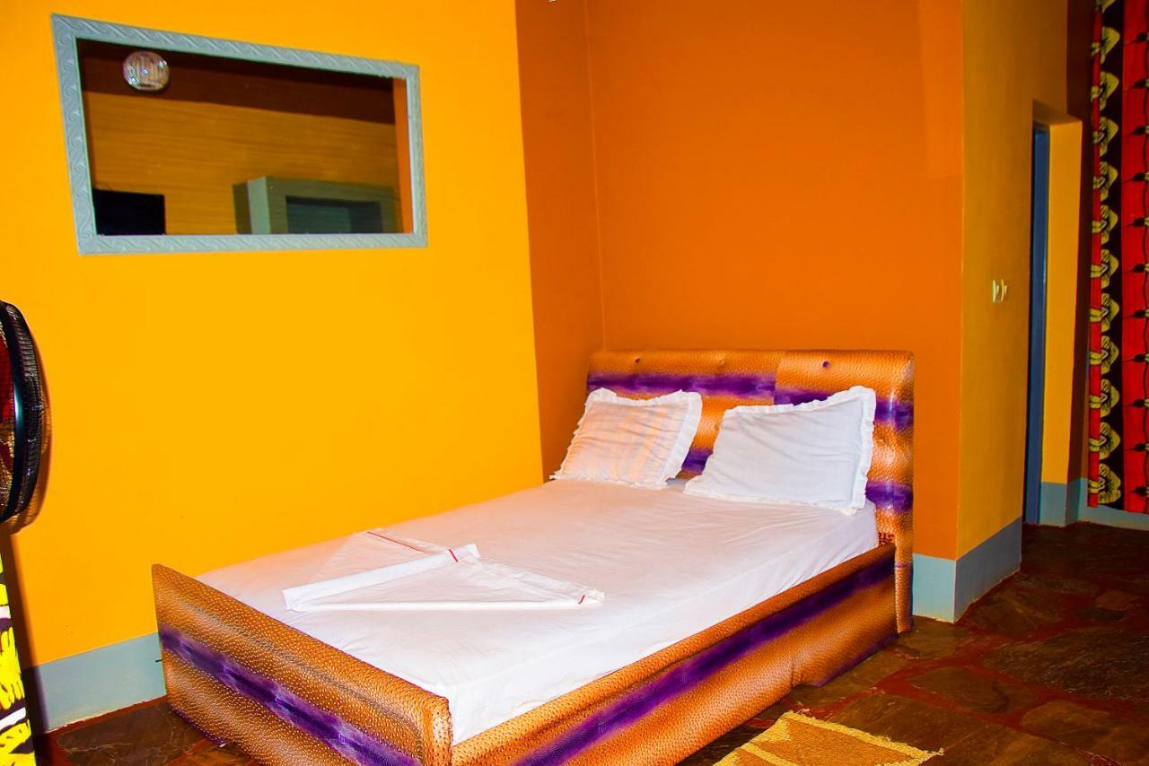 Saint Blaise Hotel Bujumbura Bagian luar foto